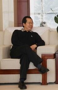 太阳东方的头像