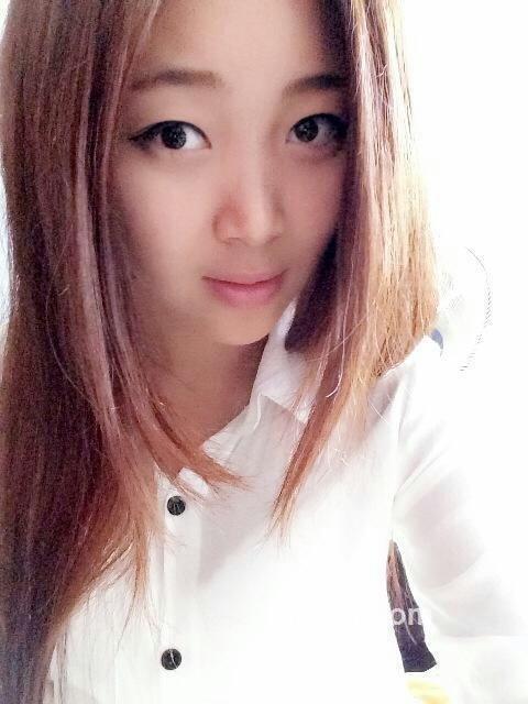 纯洁的雪花的头像