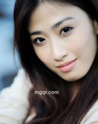 深情的水的头像