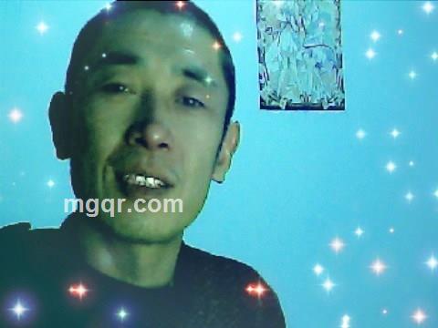 雄鹰展翅的头像