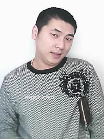 胯下有股杀气的头像