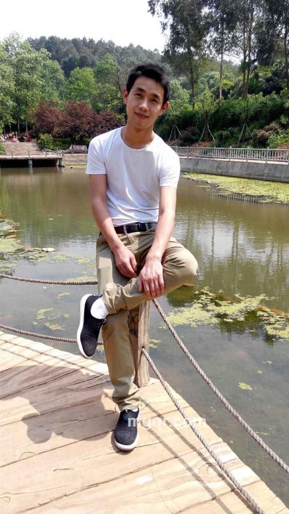 爱不入虎穴的头像