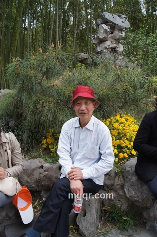 草草地的头像