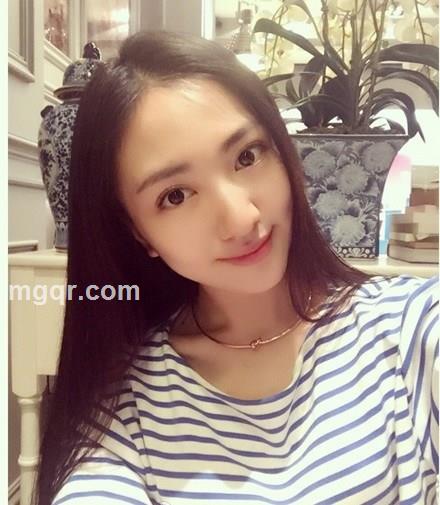 粉色味蕾的悲伤的头像