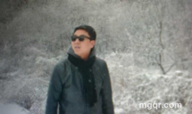 单眼皮男生的头像