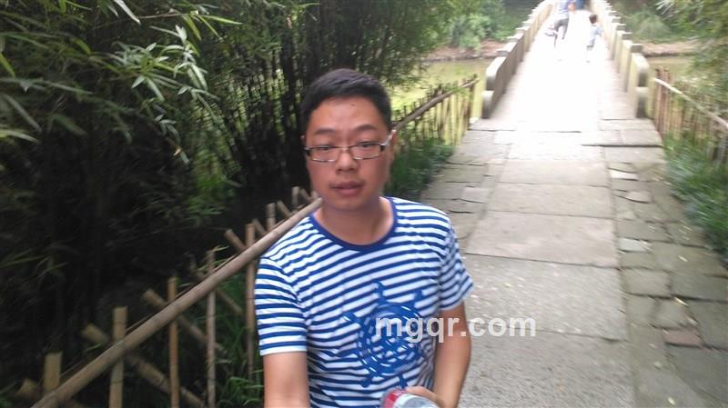 迷离霸石的头像