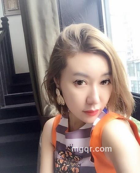 HAPPY女生的头像