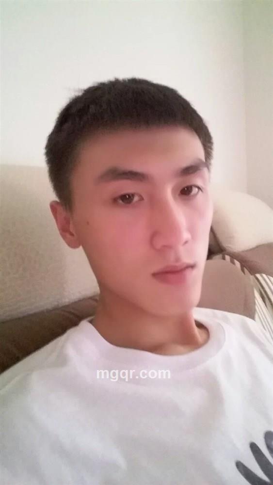 玩心少年的头像