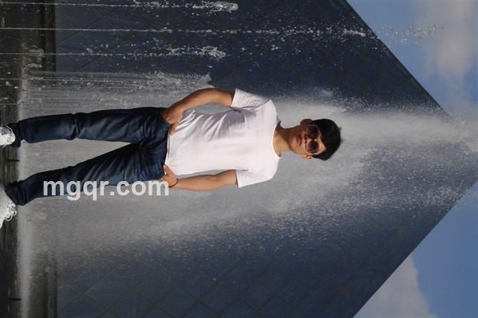 一匹寂寞的狼的头像