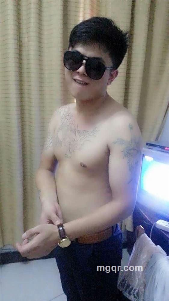 路边等花的头像