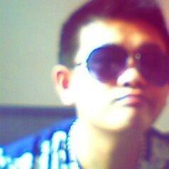 听他说喜欢你 的头像