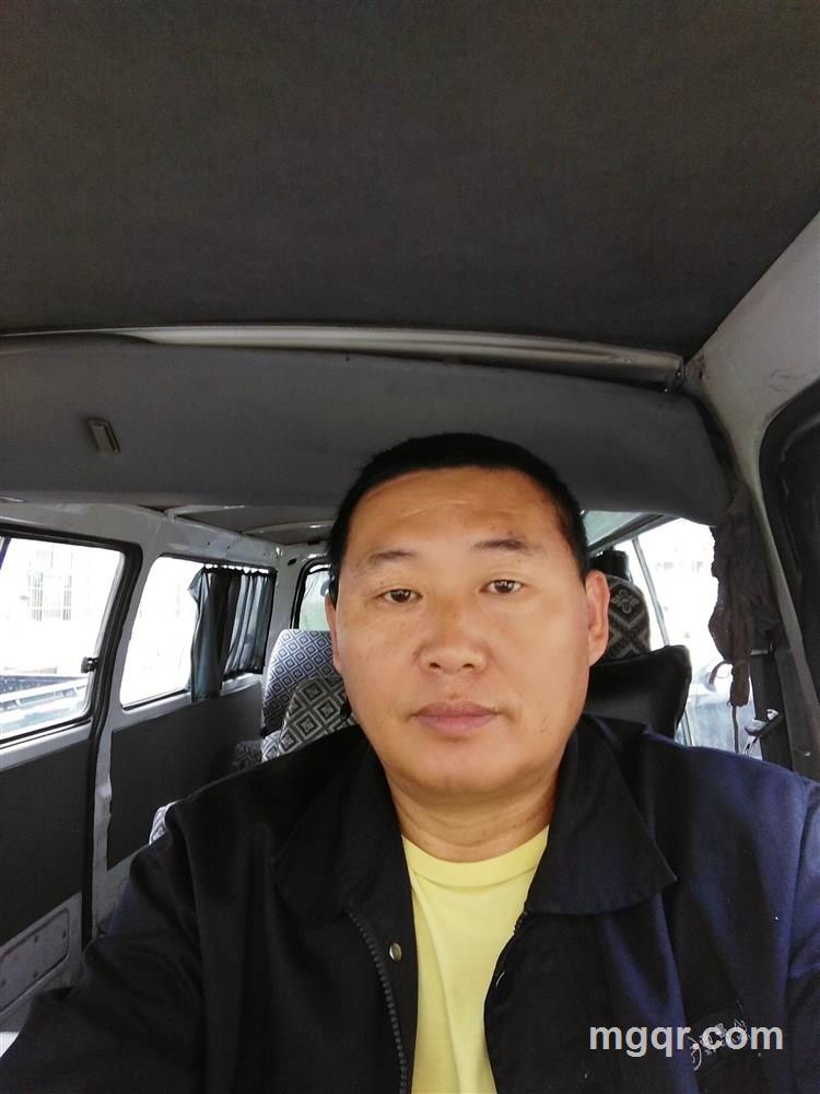 情浓自进的头像