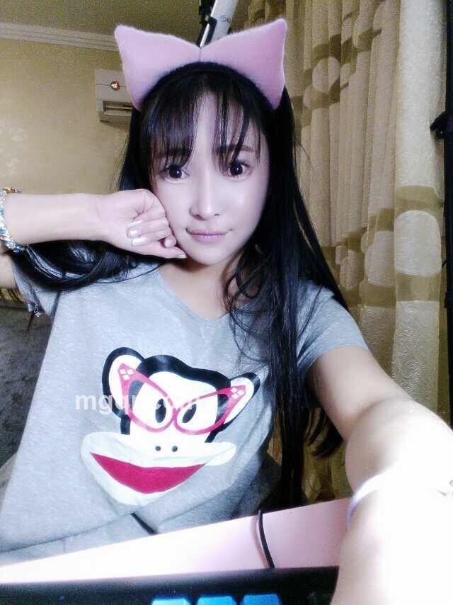 半分笑,缠绵不清