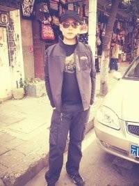 蓝眼泪~的头像