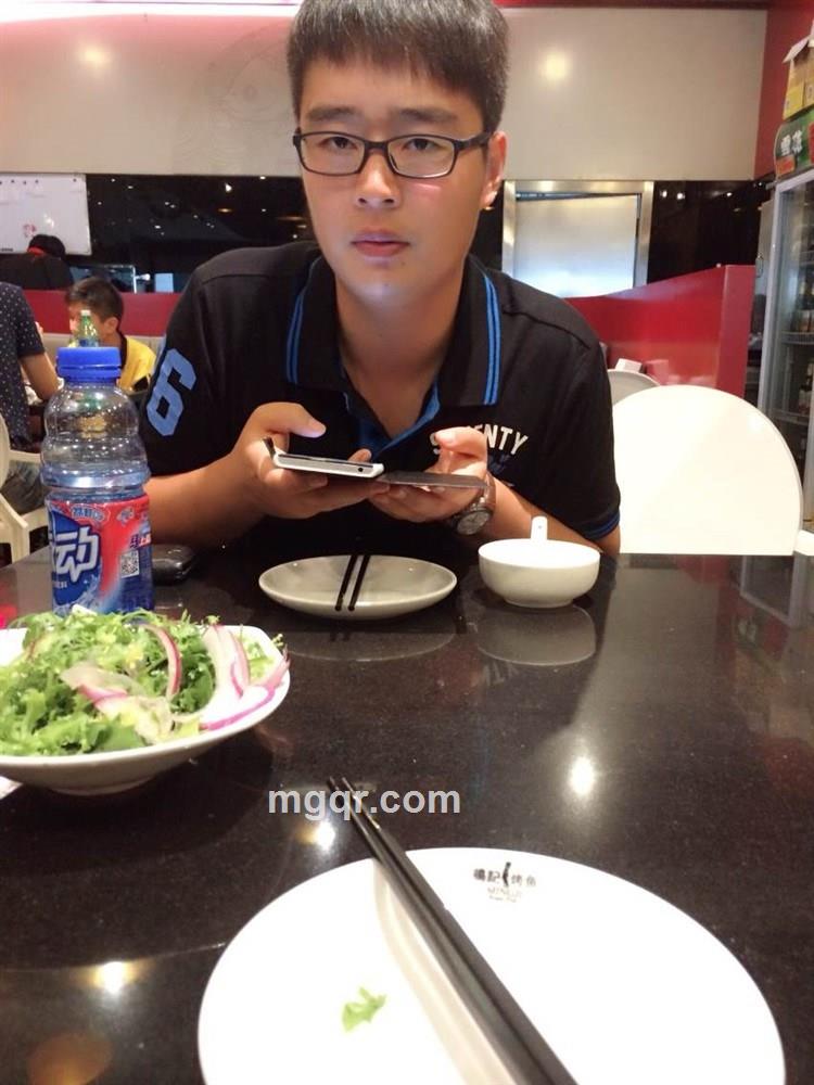 善良的小熊的头像