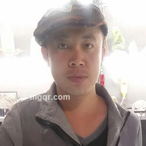 黑色玫瑰的头像