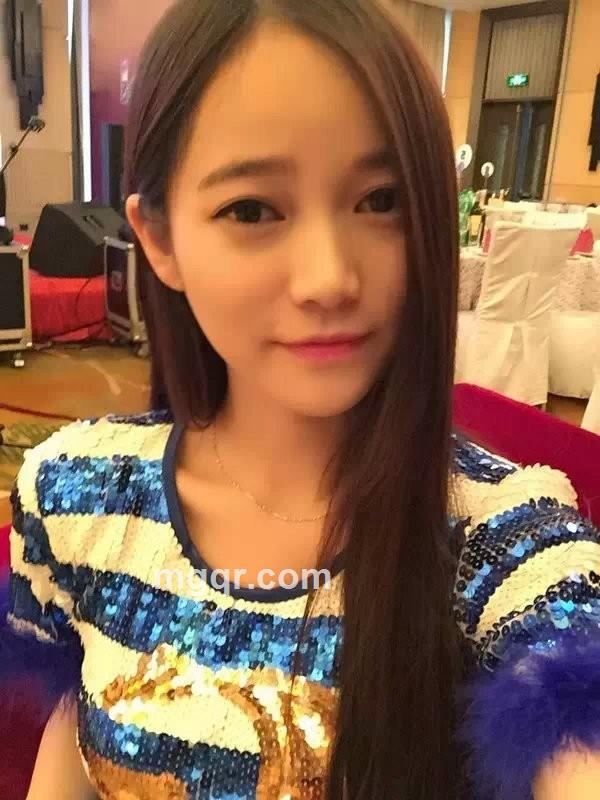 相偎相伴的头像