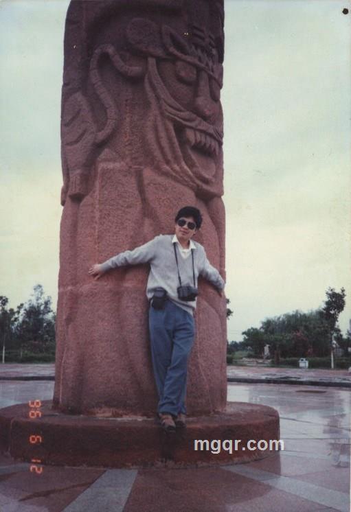 金山江畔的头像