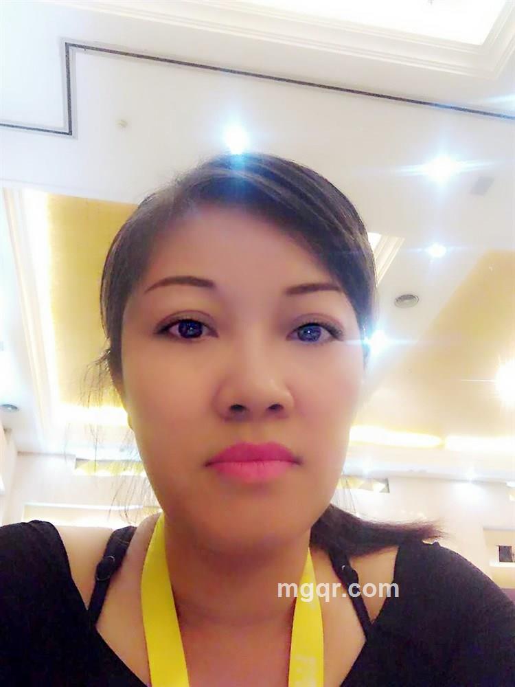 倩倩依依的头像