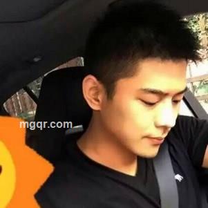 一扇桃花的头像