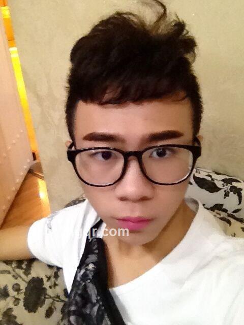 难眠的爷的头像