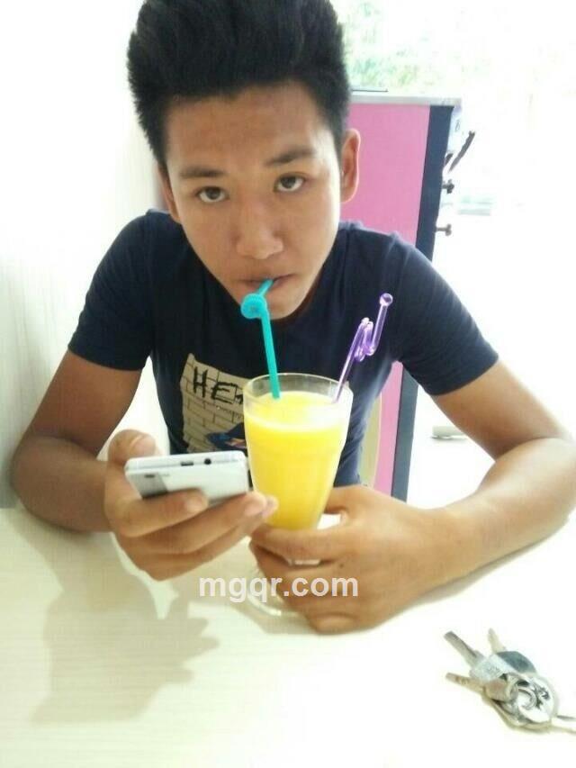 **的孤单的头像