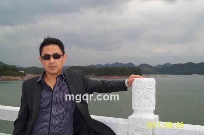 穿越雷池的头像