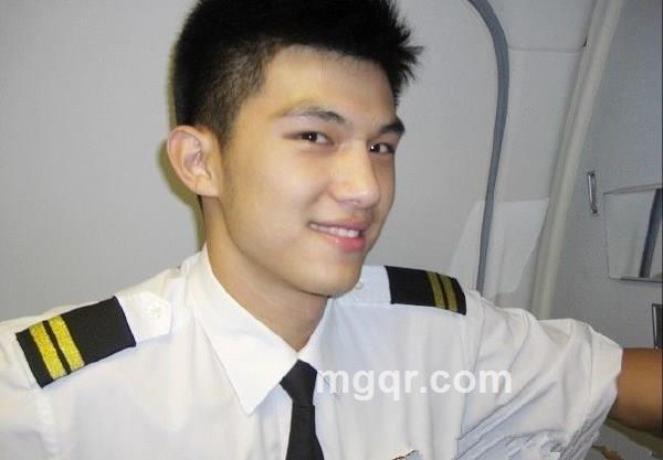 狂吻电线杆的头像