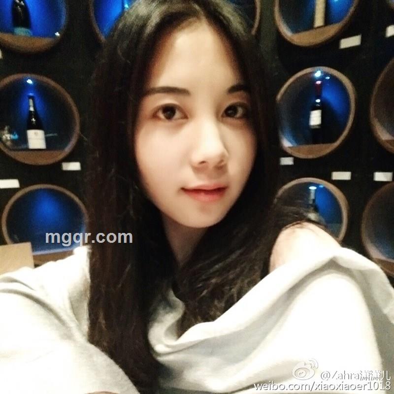 左左潇儿的头像