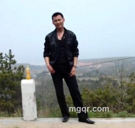 孤单的浪漫男子的头像