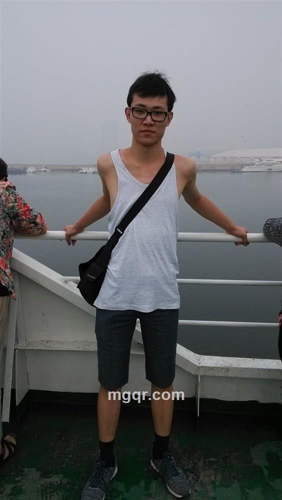 六月飞雪的头像