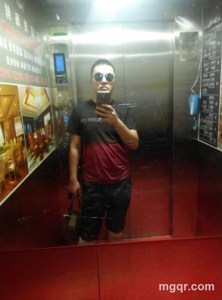 老狼请吃J的头像