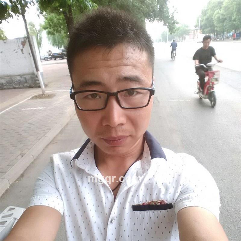 纯真的领带的头像