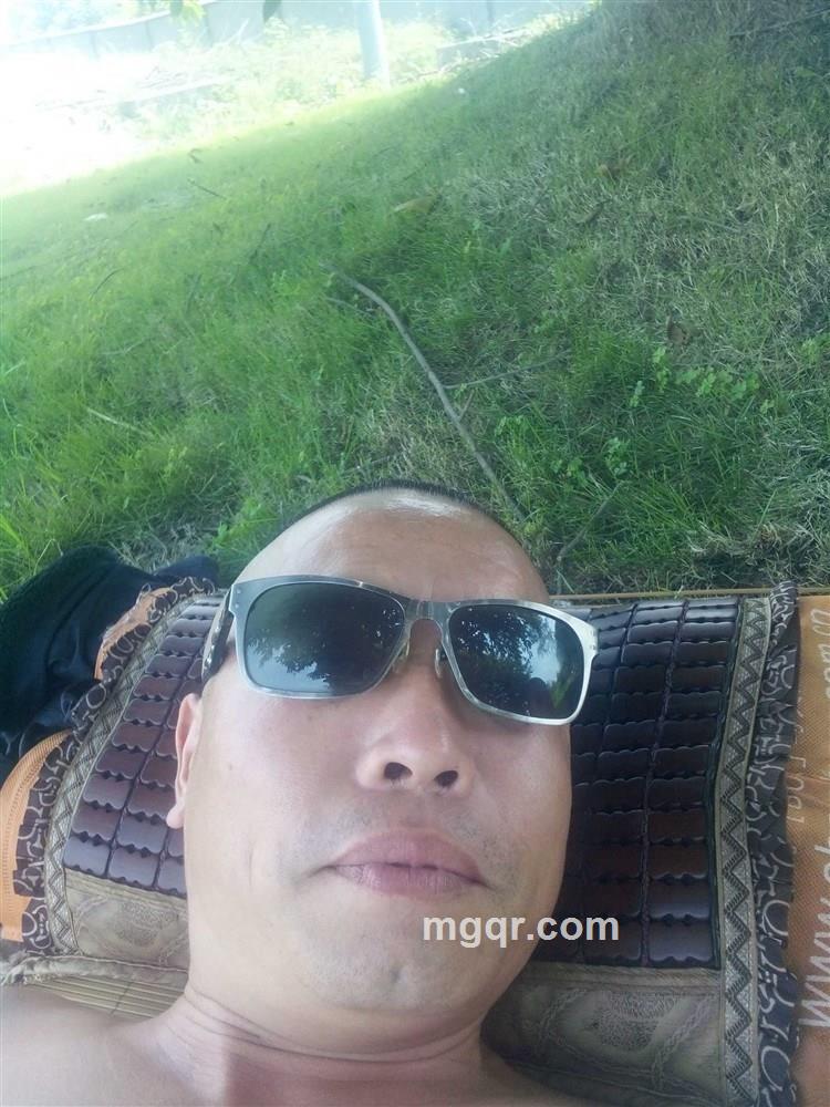 一上一下的头像