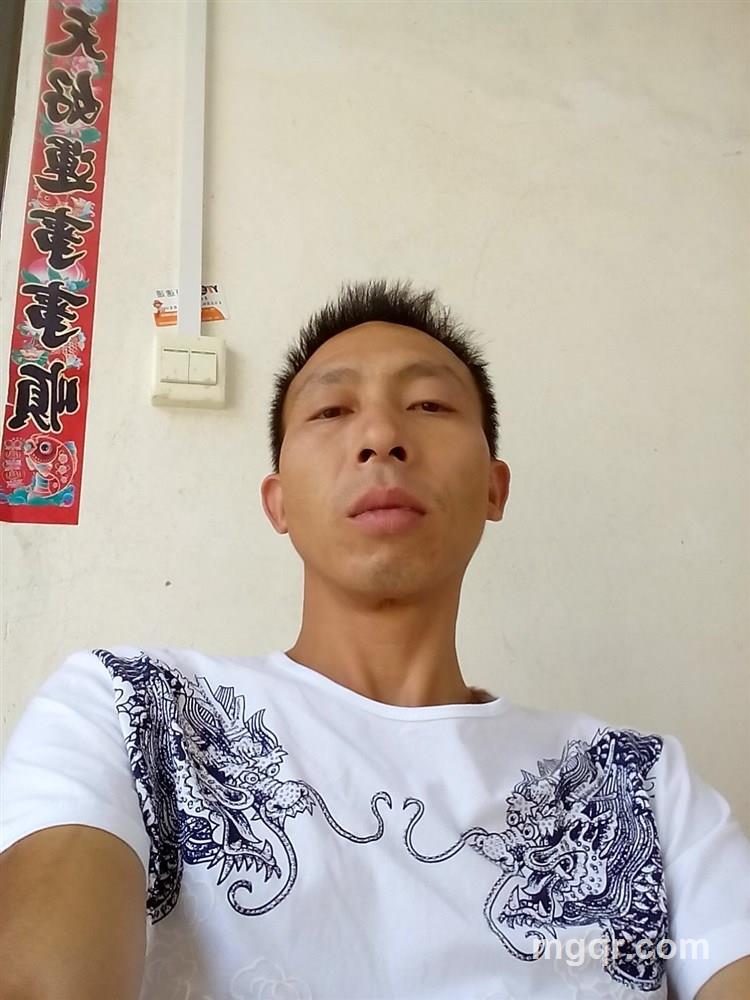 红尘寂寞的头像