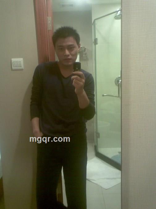 她在丛中笑1的头像