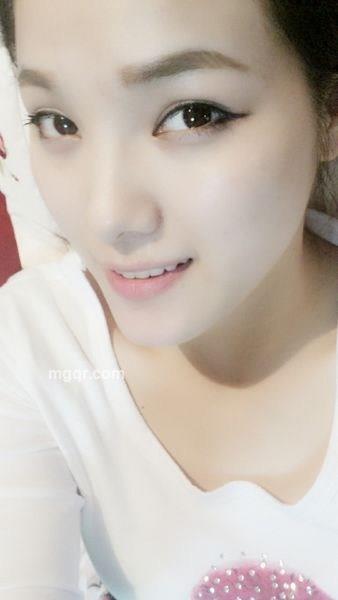 幸福轻的太沉重的头像