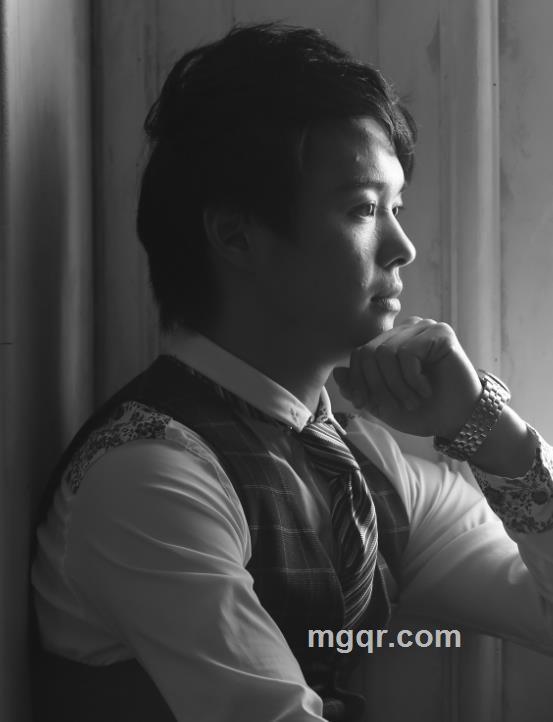 很爱丝袜的头像