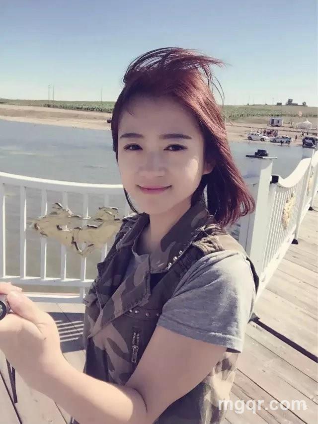 痛哭的女人的头像