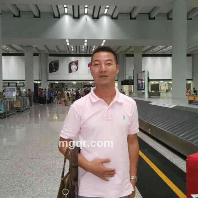 啾啾啾啾的头像