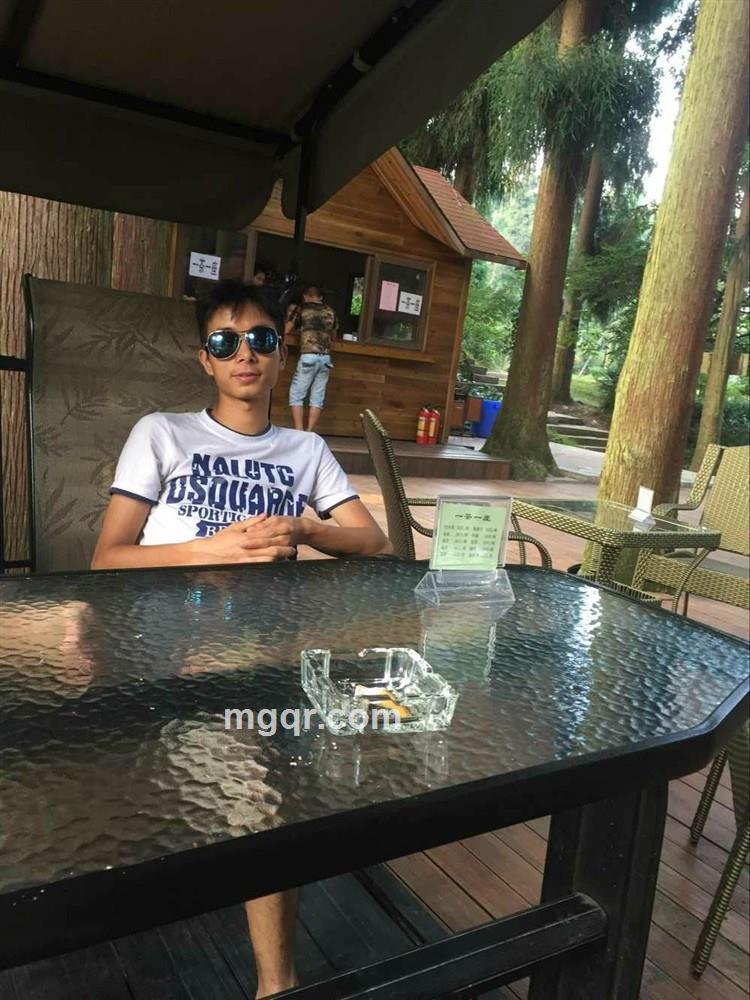 丶乌托邦的头像