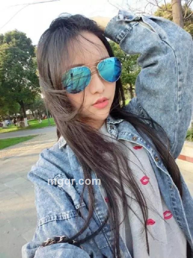 倾国倾城却不倾你的头像