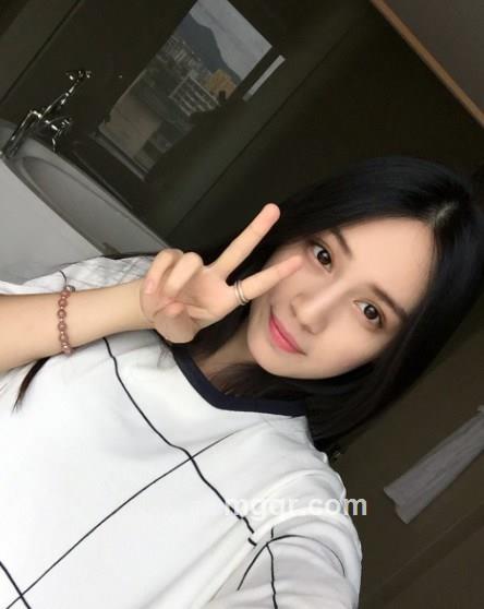 雯雯雯雯雯雯的头像