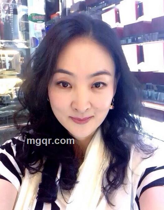 青青子衿11的头像