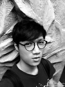 这里的冬天不下雪的头像