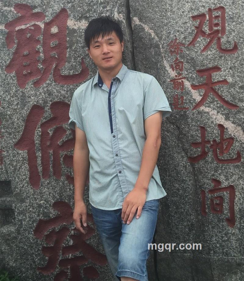 阳光男孩的头像