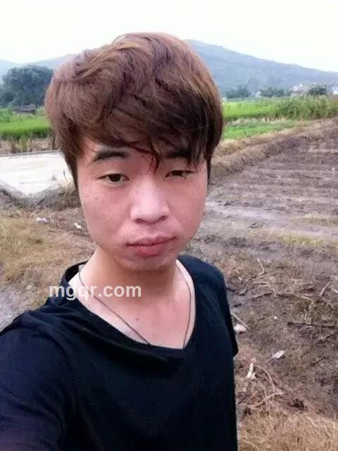 背着书包闯天下==的头像