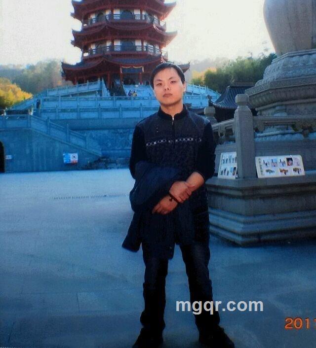 人向广寒奔的头像