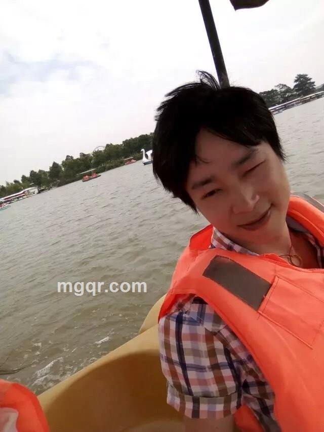 大大的肥皂泡的头像