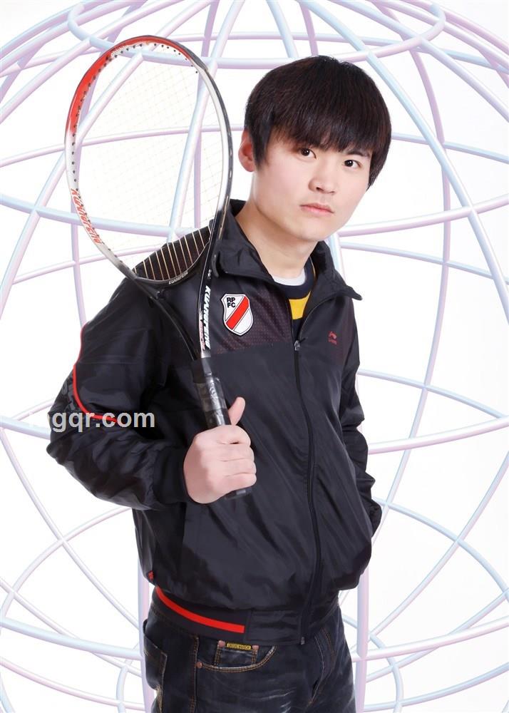 限量版龙哥的头像